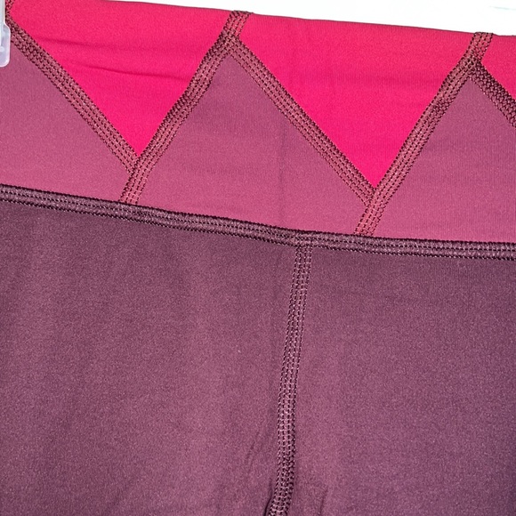 Lululemon cropped leggings - Picture 2 of 5